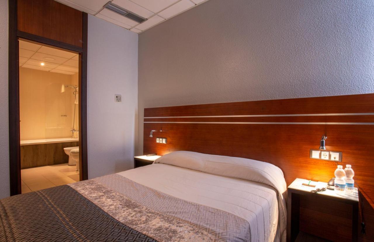 Motel Los Abedules 오비에도 외부 사진